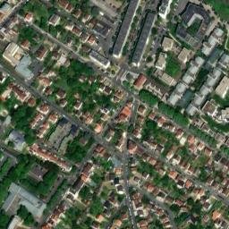 Satellite imagery of Château de Fromont, FR