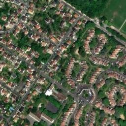 Satellite imagery of Château de Fromont, FR