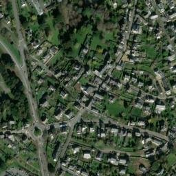Satellite imagery of Pointe de Saint-Quay, FR