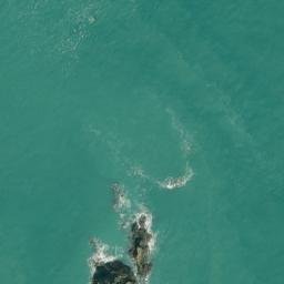 Satellite imagery of Pointe du Décollé, FR
