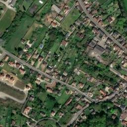 Satellite imagery of Château de Nogent-le-Roi, FR