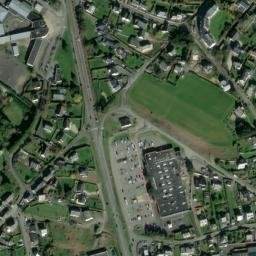 Satellite imagery of Pointe de Saint-Quay, FR
