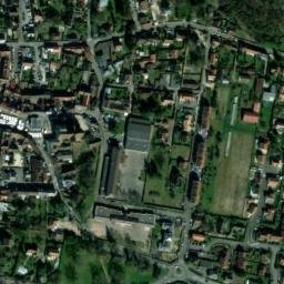 Satellite imagery of Château de Limours (pavillon Mansart), FR