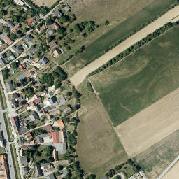 Satellite imagery of Weinberg, AT