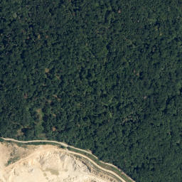 Satellite imagery of Hintere Heide, AT