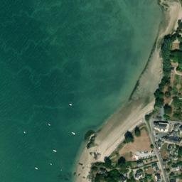 Satellite imagery of Pointe du Béchet, FR