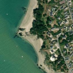 Satellite imagery of Pointe du Béchet, FR
