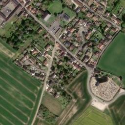 Satellite imagery of Château de Morville, FR
