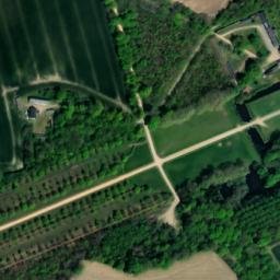 Satellite imagery of Bienassis Castle, FR