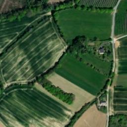 Satellite imagery of Bienassis Castle, FR