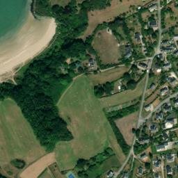 Satellite imagery of Pointe du Château Parlant, FR