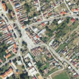 Satellite imagery of Kaštieľ Chtelnica, SK