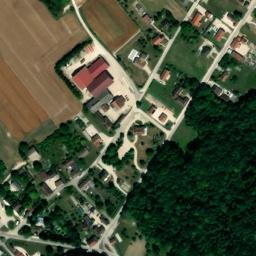 Satellite imagery of Château de Dampierre, FR