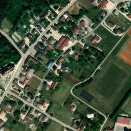 Satellite imagery of Château de Dampierre, FR