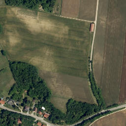 Satellite imagery of Hochfeld, AT