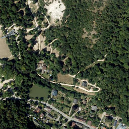 Satellite imagery of Schloss Ernstbrunn, AT