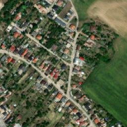 Satellite imagery of Kaštieľ Trstín, SK