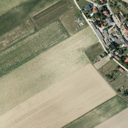 Satellite imagery of Hölzlberg, AT