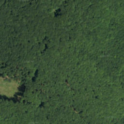Satellite imagery of Lomné, SK