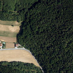 Satellite imagery of Waxenberg, AT