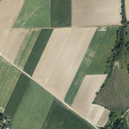 Satellite imagery of Weinberg, AT