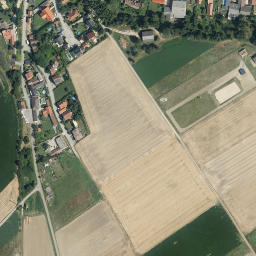 Satellite imagery of Leeberg, AT