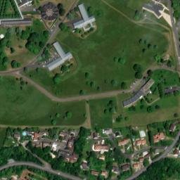 Satellite imagery of Château de Vignay, FR