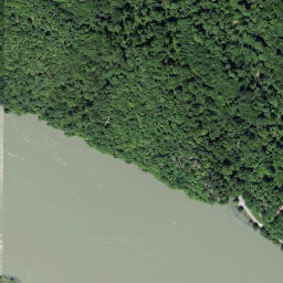 Satellite imagery of Schloss Neuhaus, AT