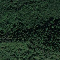 Satellite imagery of Kuchynský hrad, SK