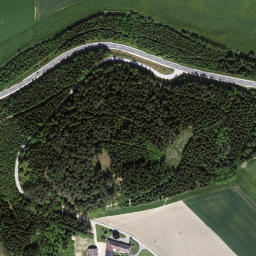 Satellite imagery of Baumberg, AT