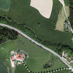 Satellite imagery of Baumberg, AT