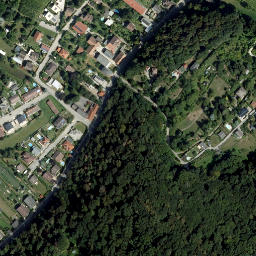 Satellite imagery of Schloss Altenberg, AT