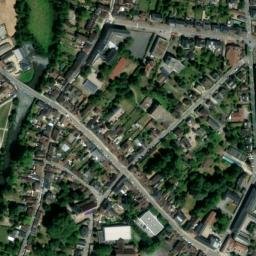 Satellite imagery of Château Saint-Jean, FR