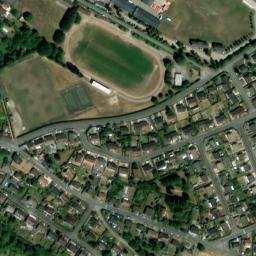 Satellite imagery of Château Saint-Jean, FR