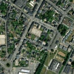 Satellite imagery of Château de Mayenne, FR