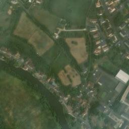 Satellite imagery of Château de Fresnay-sur-Sarthe, FR