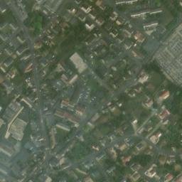 Satellite imagery of Château de Fresnay-sur-Sarthe, FR