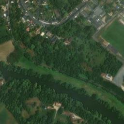Satellite imagery of Château de Fresnay-sur-Sarthe, FR