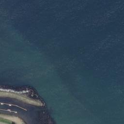 Satellite imagery of Middle Point, US
