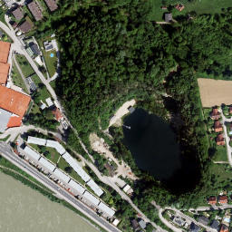 Satellite imagery of Der Kirchhof zu Mauthausen., AT