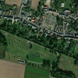 Satellite imagery of Château de Dangeau, FR