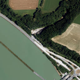 Satellite imagery of Schloss Persenbeug, AT