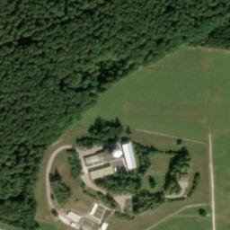 Satellite imagery of Weichenwang, DE