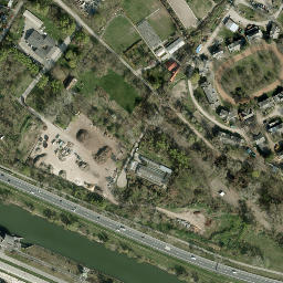 Satellite imagery of 120 Meter hoher Kamin des Kraftwerk Simmering, AT