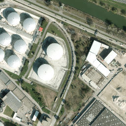 Satellite imagery of 120 Meter hoher Kamin des Kraftwerk Simmering, AT