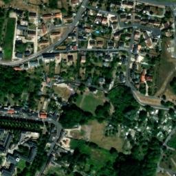 Satellite imagery of Château de l'Ardoise, FR