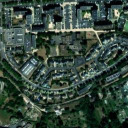 Satellite imagery of Château de l'Ardoise, FR