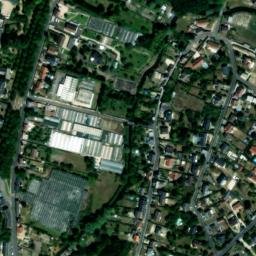 Satellite imagery of Château de l'Ardoise, FR