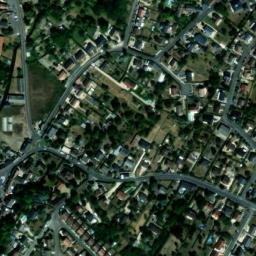 Satellite imagery of Ancien prieuré Saint-Pierre, FR