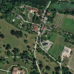 Satellite imagery of Schloss Eckartsau, AT